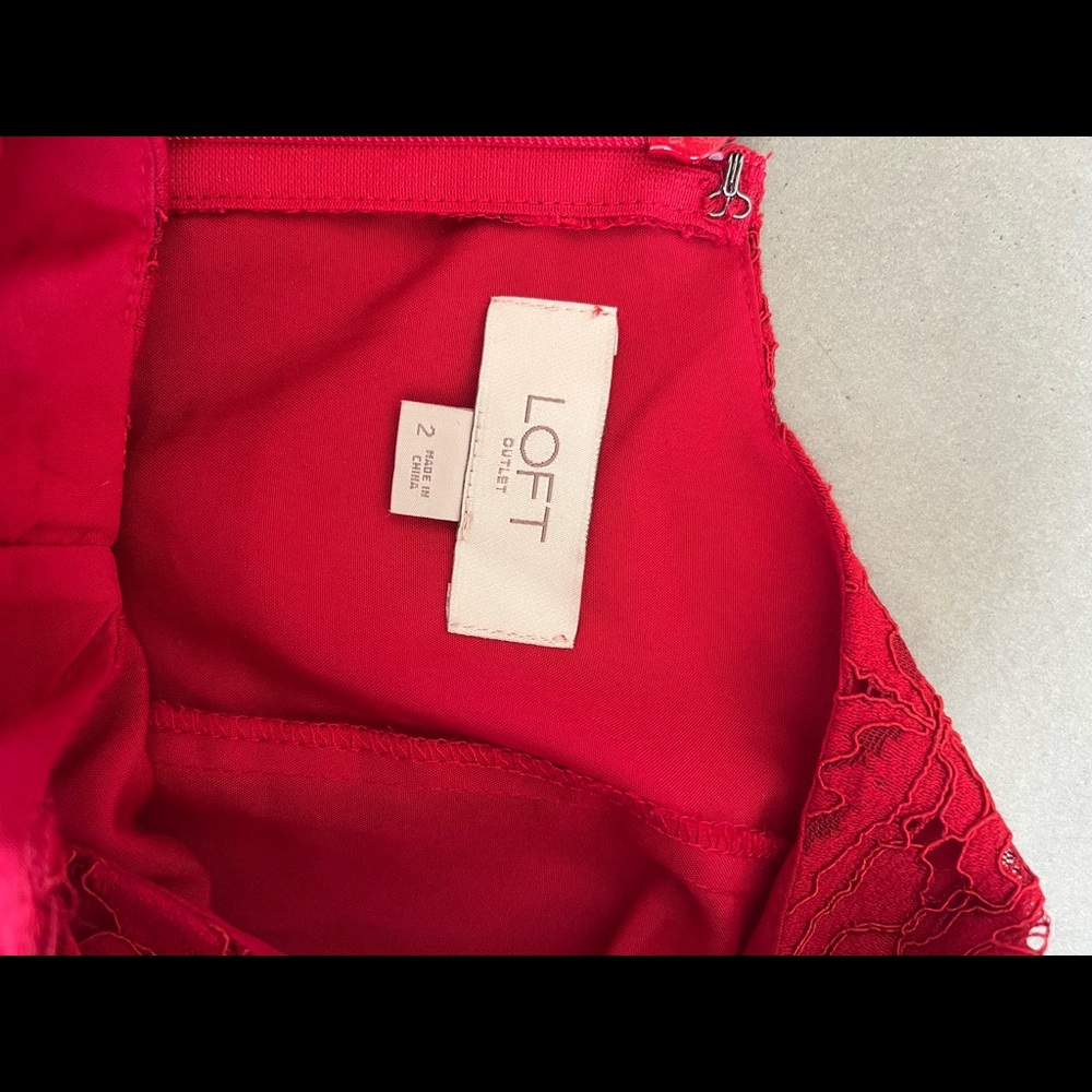 LOFT OUTLET | Scalloped Edge Dress - Picture 3 of 4